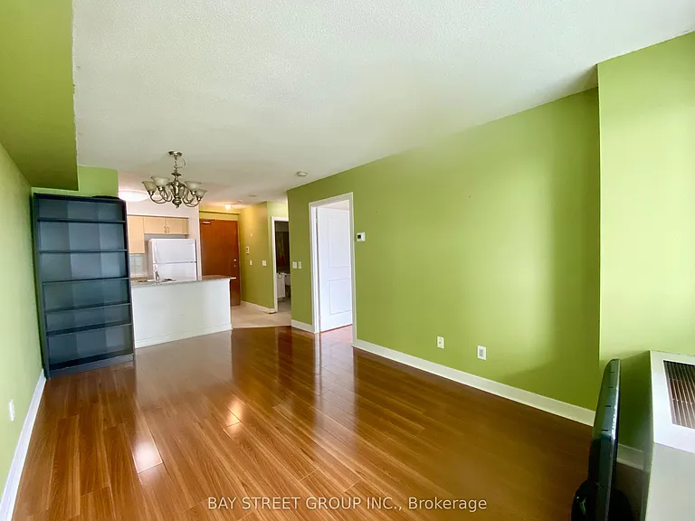 35 Bales Ave #1802 — Photo 10