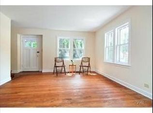 271 Bloom St, Highland Park, IL 60035