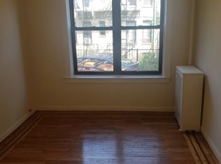 30-78 44th St #1R, Astoria, NY 11103