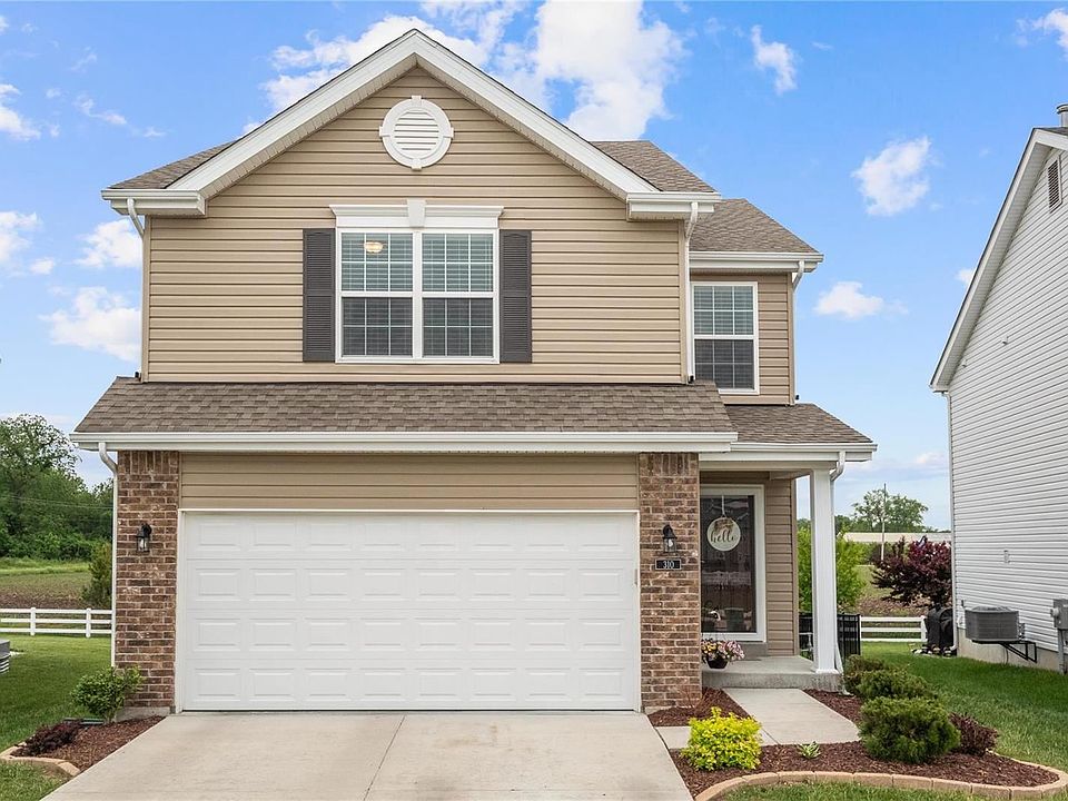 1st image of 310 Charlestowne Place Dr