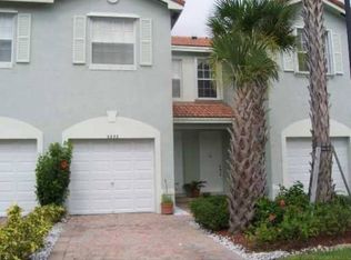 6352 Landings Way, Tamarac, FL 33321