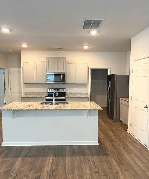 8279 Bluewater Dr S — Photo 2
