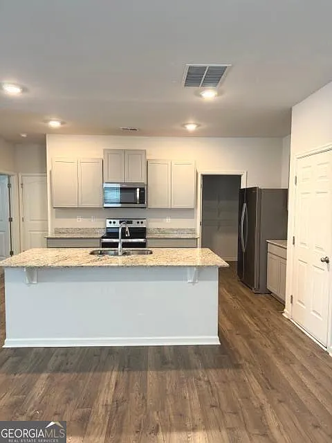 Building Photo - 8279 Bluewater Dr S