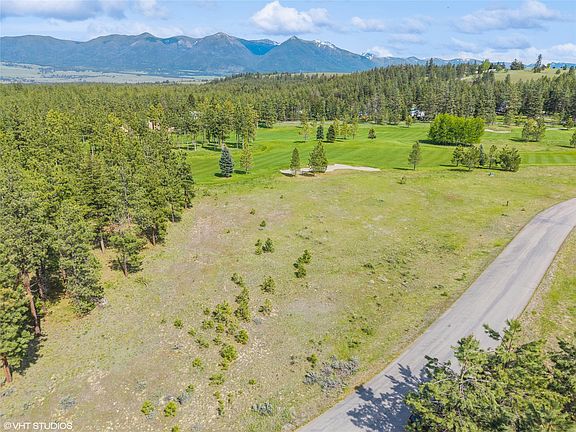 2nd image of 260 Glacier Peaks Rd