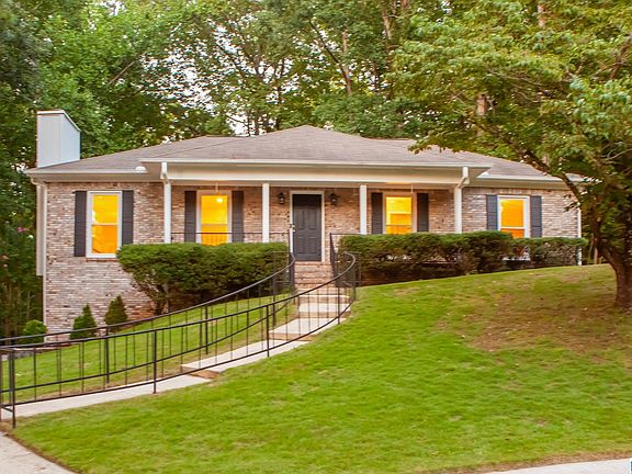 2nd image of 3216 Cahaba Brook Cir