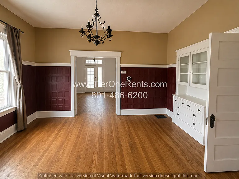1012 E Blaine Ave — Photo 2
