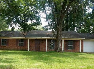 130 Somerset Dr, Jackson, MS 39206