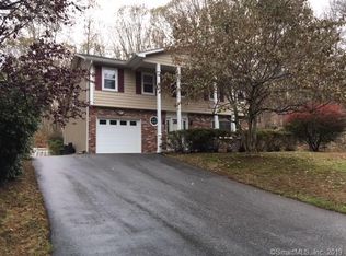 57 Sarah Dr, Uncasville, CT 06382
