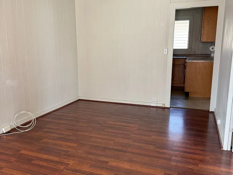 1141 Rycroft St — Photo 1