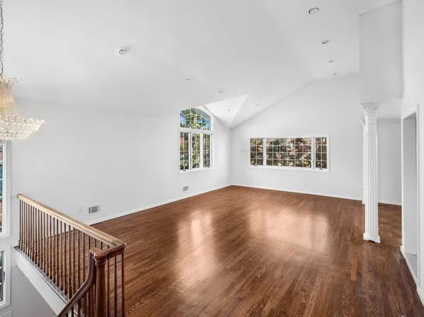 60 82nd Street image 2 of 16