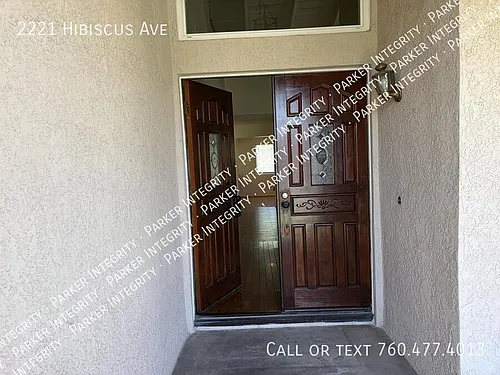 2221 Hibiscus Ave Photo 1