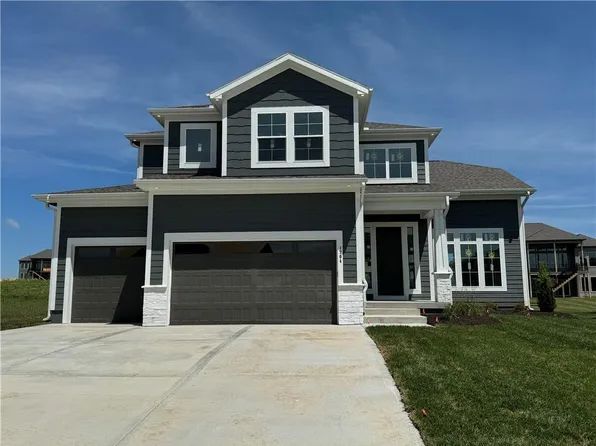 1704 SW Arbormist Dr, Lees Summit, MO 64082