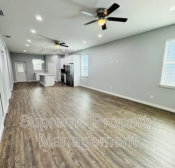 6073 Vermont Ave — Photo 6