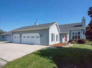 11212 7 1/2 Mile Rd, Caledonia, WI 53108