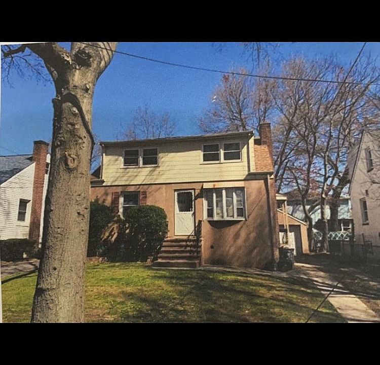 2nd image of 453 Netherland Ave