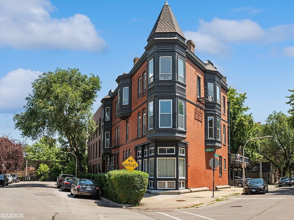 1st image of 1313 N Wood St #3