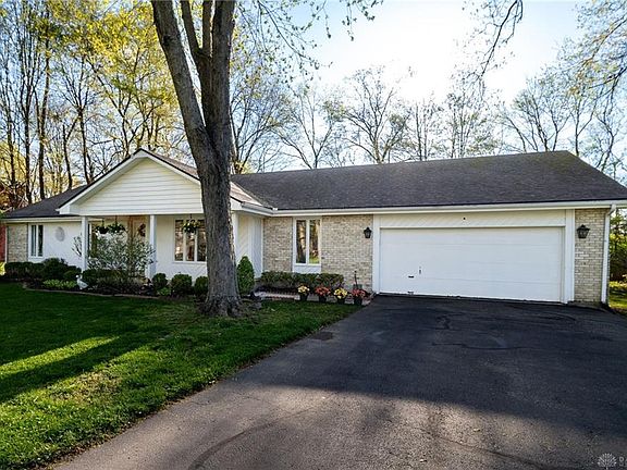 2nd image of 1125 Green Tree Dr