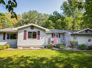 30215 Akerson St, Lindstrom, MN 55045