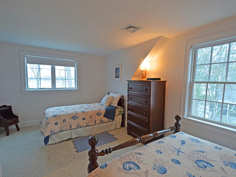 722 Kings Hwy — Photo 11