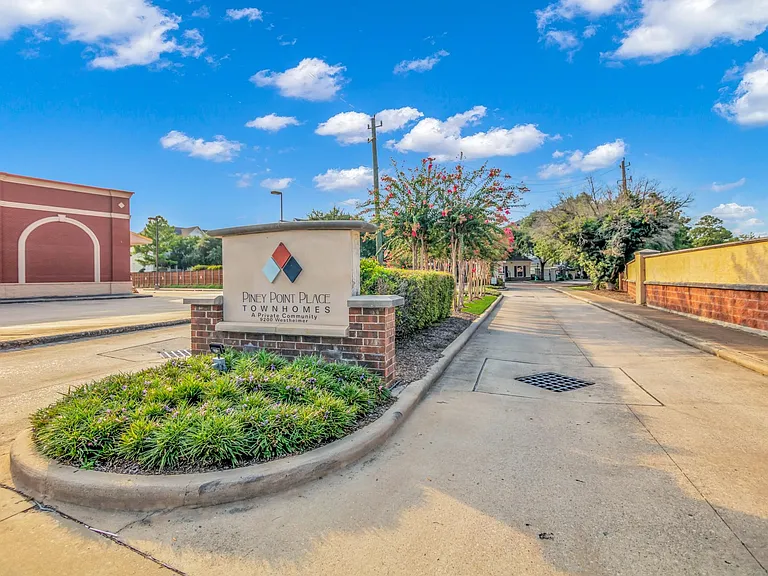 9200 Westheimer Rd #1503 — Photo 36