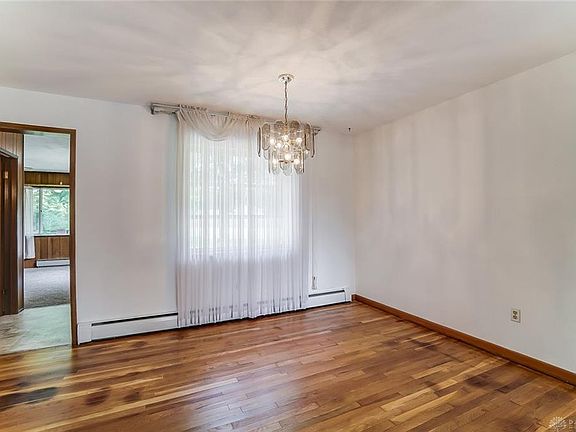 5th image of 4081 Marianne Dr