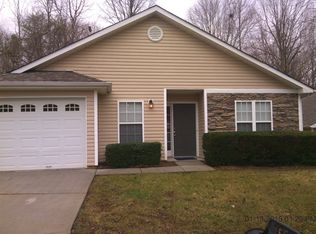 5650 Regents Village Dr, Winston Salem, NC 27103