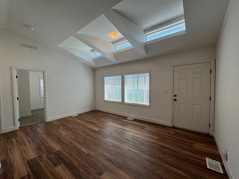 1415 Sherman St — Photo 5