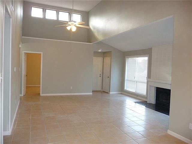 1st image of 557 Harvest Hill St