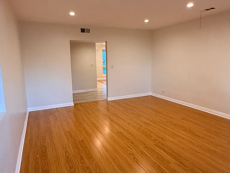 410 N Canyon Blvd — Photo 33