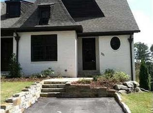 301 Heritage Dr, Hoover, AL 35216