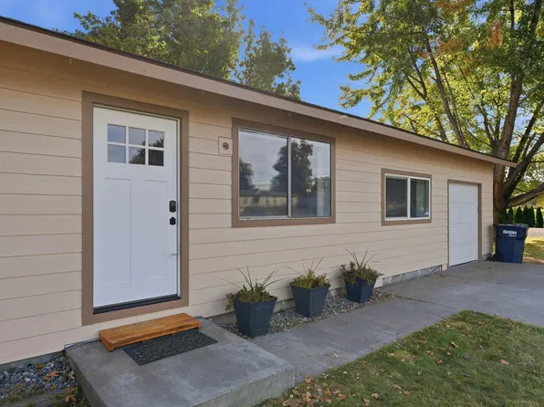 3701 Grant Loop, West Richland, WA 99353
