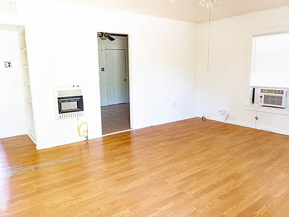4th image of 2715 Adams Ave