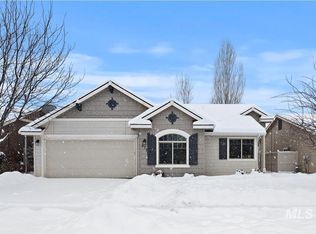 877 Harvest Way, Middleton, ID 83644