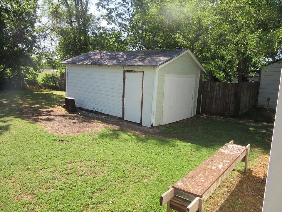 1st image of 2949 Cedar St
