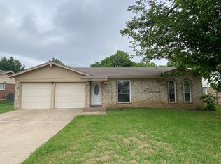 1713 Galahad Ln, Arlington, TX 76014