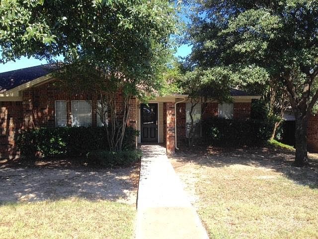 1st image of 8360 Willow Creek Dr