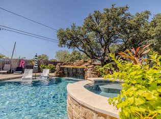 1524 S Rodgers Dr, Graham, TX 76450