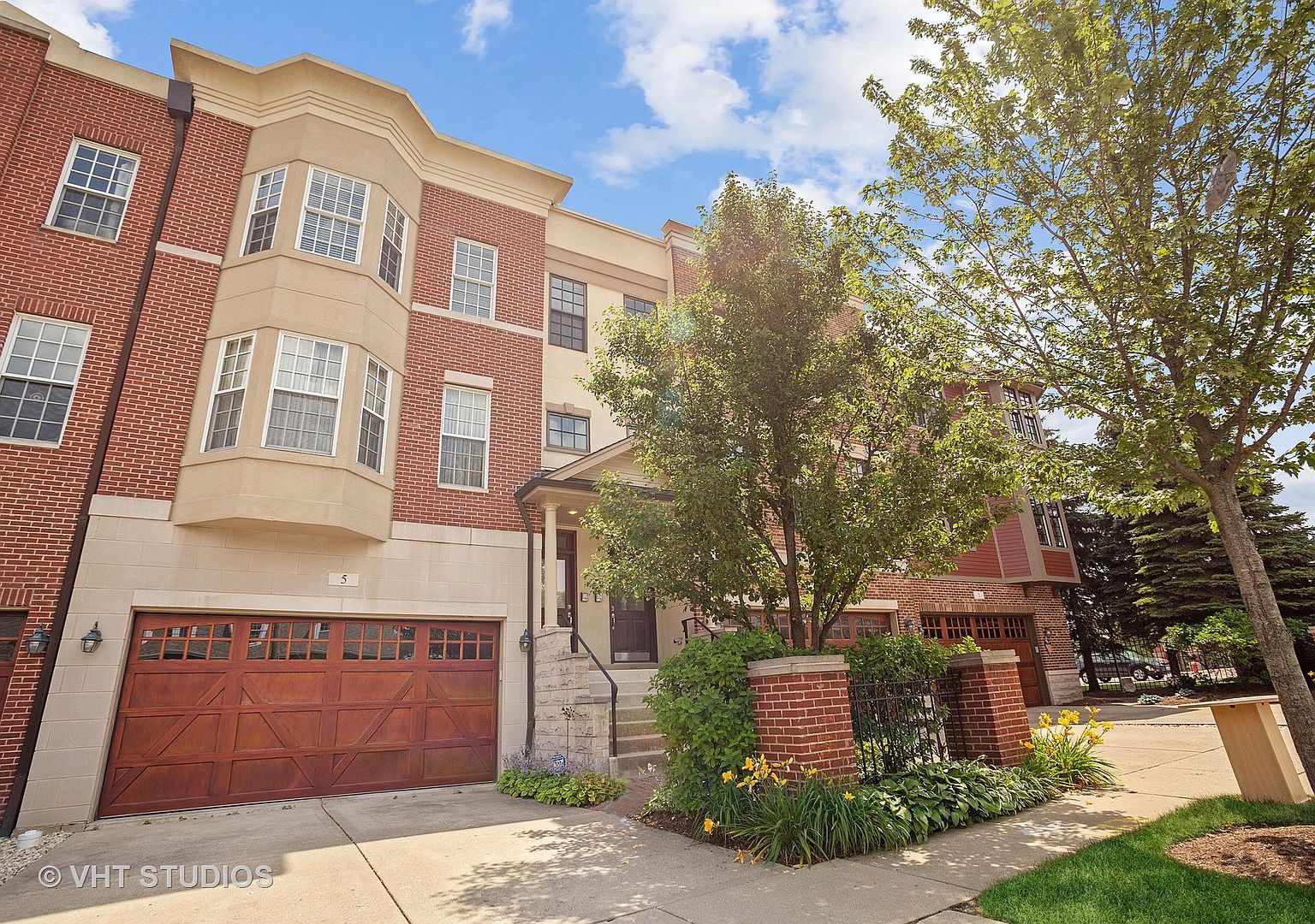 5 Illinois Ave, Schaumburg, IL 60193 Zillow