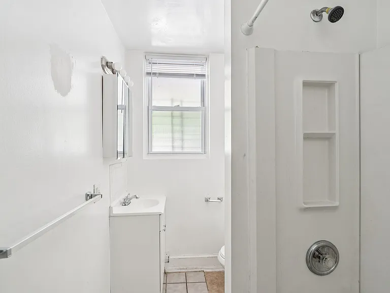 4159 Ridge Ave #1 — Photo 5