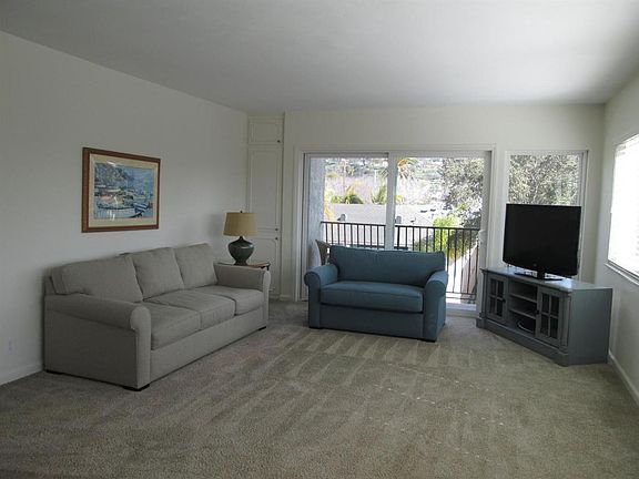 2nd image of 408 Corona Del Mar APT 5