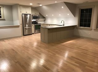 16 Evergreen Ln, Roxbury, CT 06783