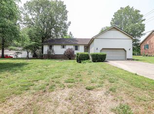 102 Wyndy Brook Ln, Benton, KY 42025