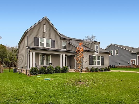 4th image of 529 Oakvale Ln