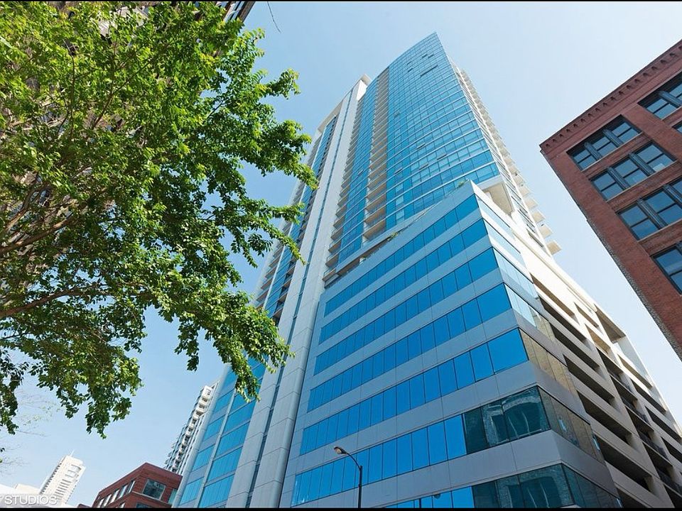 1st image of 303 W Ohio St #2909