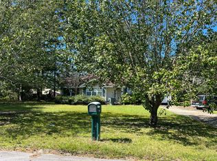 352 Dreamland St, Jesup, GA 31545