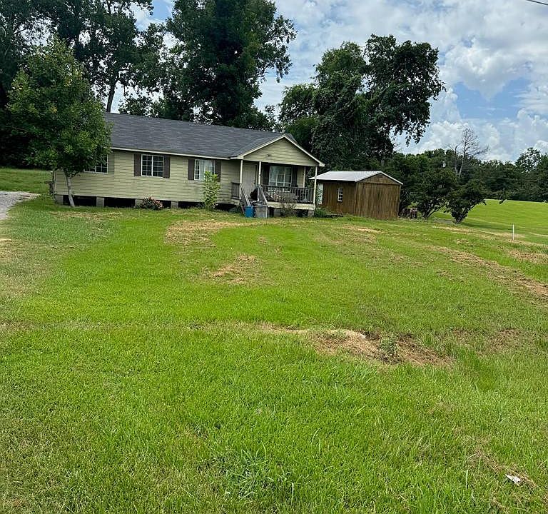 2nd image of 2825 Highway 568