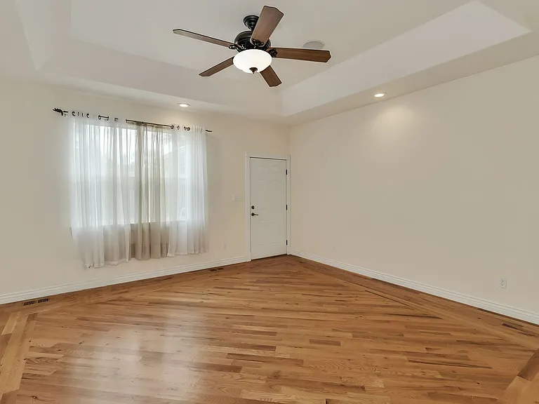 2245 Idella Ct — Photo 38