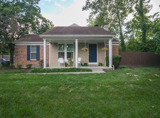1095 Stratford Ct, Loveland, OH 45140
