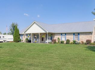 288 Locust Grove Dr, Taylorsville, KY 40071
