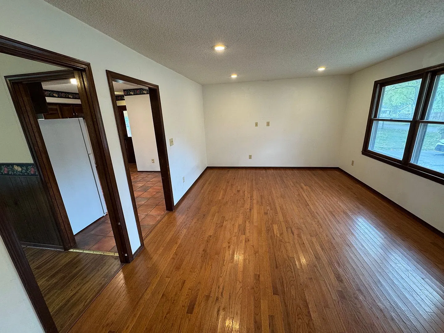 Leasing — Photo 4